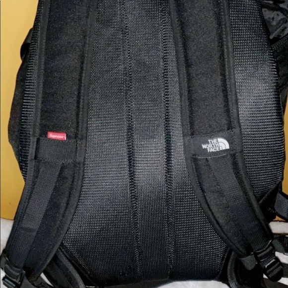 Supreme north face backpack - Picture 3 of 3